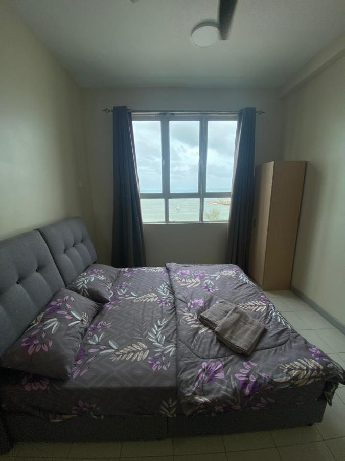 Orked Vanda, 3 Bedroom Apartment, Seaview Netflixwifiyoutube Kuala Terengganu Exterior foto