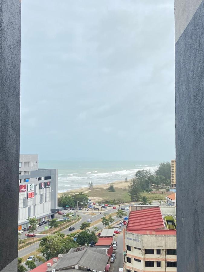 Orked Vanda, 3 Bedroom Apartment, Seaview Netflixwifiyoutube Kuala Terengganu Exterior foto